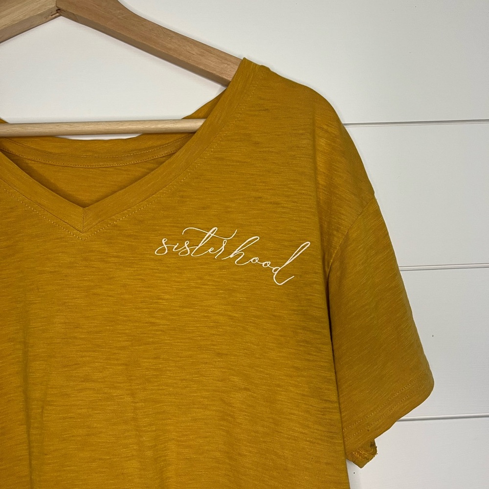 Sseko Dreamer Doer Tee